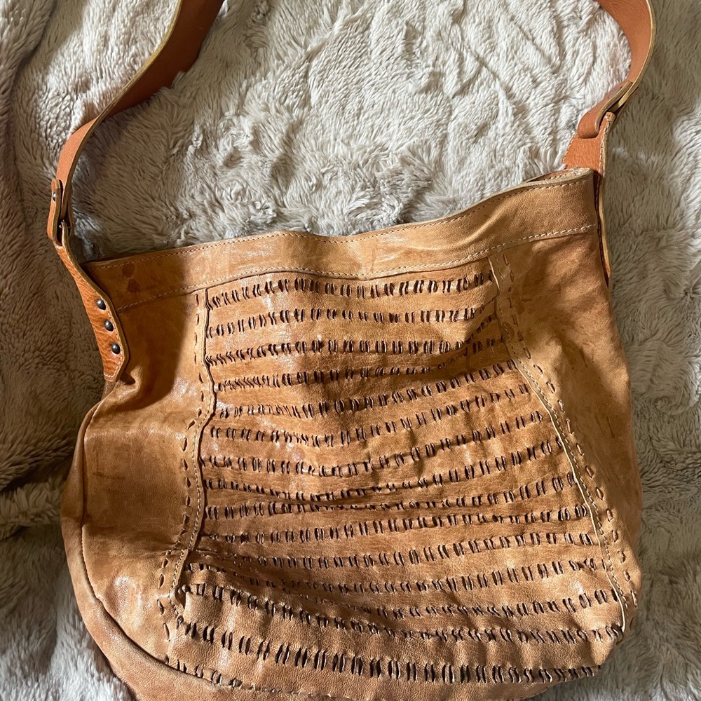 Women’s Tan Leather Shoulder Bag with cutout Detail